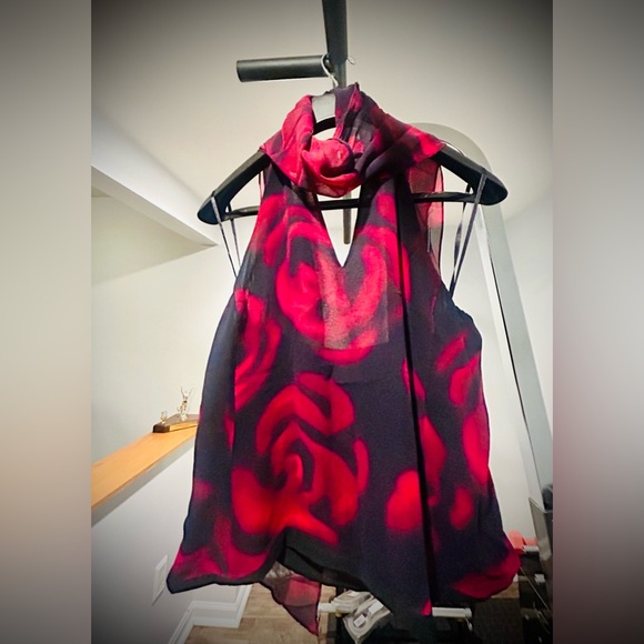 ❤️🖤💯 %silk express blouse - Picture 2 of 6